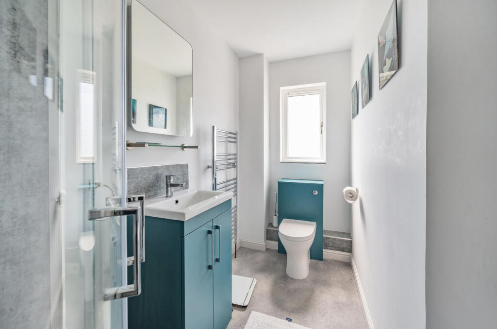 1320524-3-686fc8b...