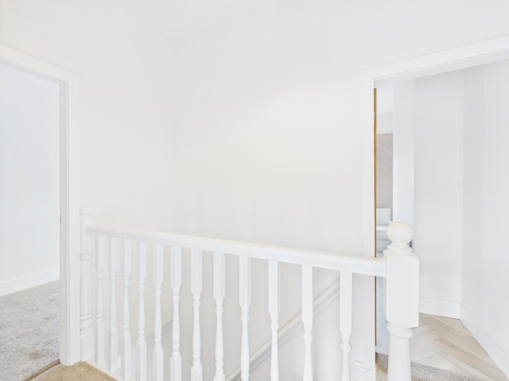 CAM04634G0-PR0047-STILL014