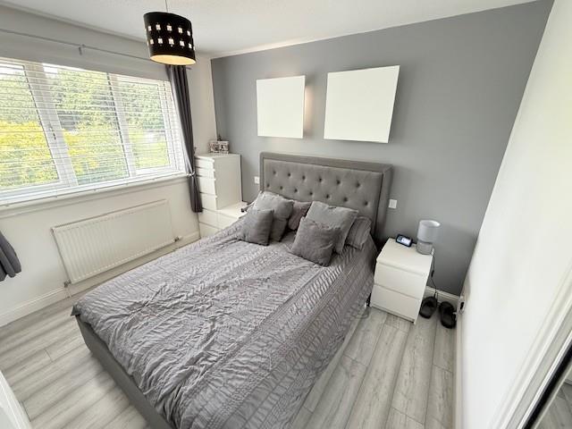 33BR23.jpg