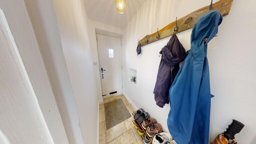 St-Georges-Road-Portland-Dorset-UK-06022025_130954