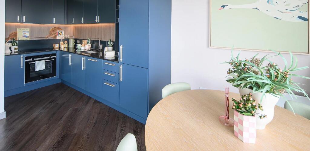eden-grove_swan-apartment_kitchen-dining-1_0201202