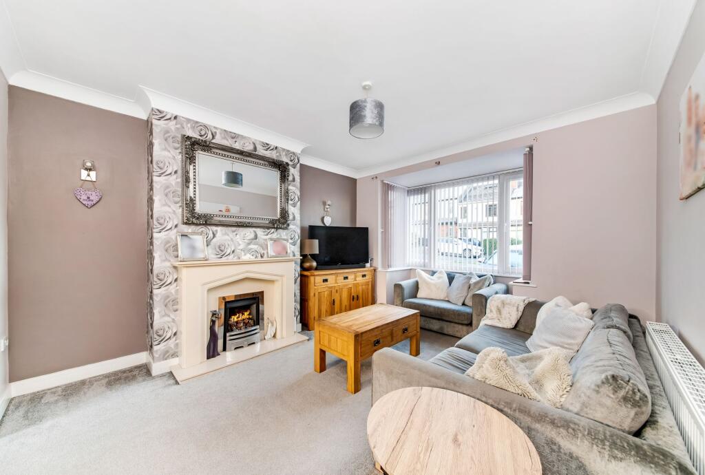 OPEN-PLAN LIVING DINING ROOM (LIVING AREA)