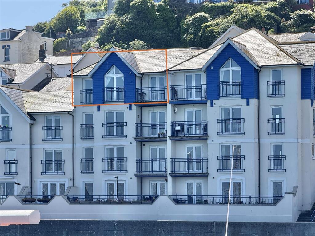 Apartment Within Block.JPG