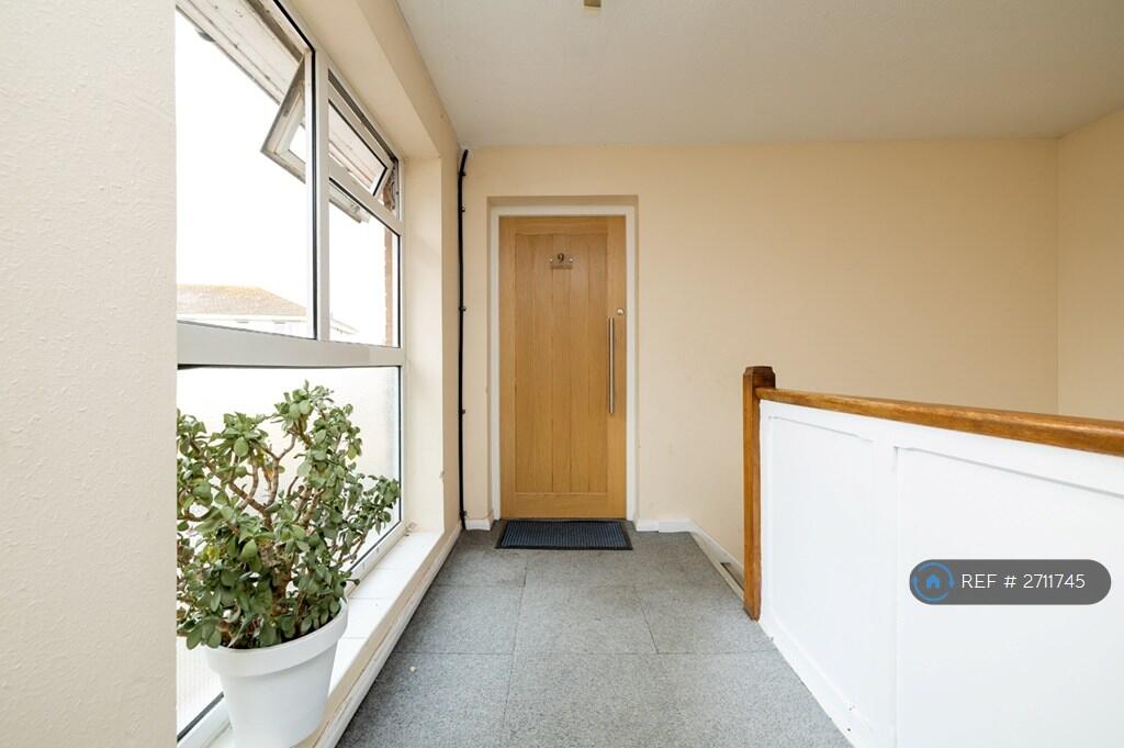 Top Floor Flat