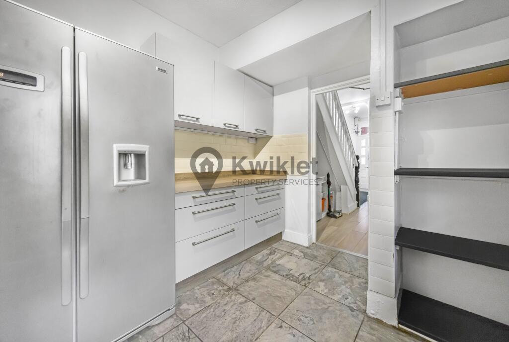 eZy Watermark_25-08-2024_07-14-05-7610AM.JPG