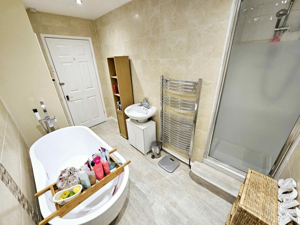 0cc7baf7-4962-4809-8c5d-1ba71b2a45d6