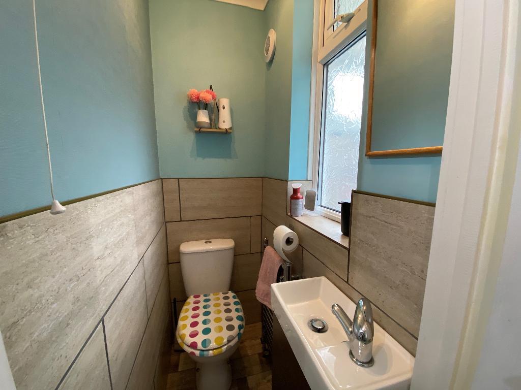 GF WC