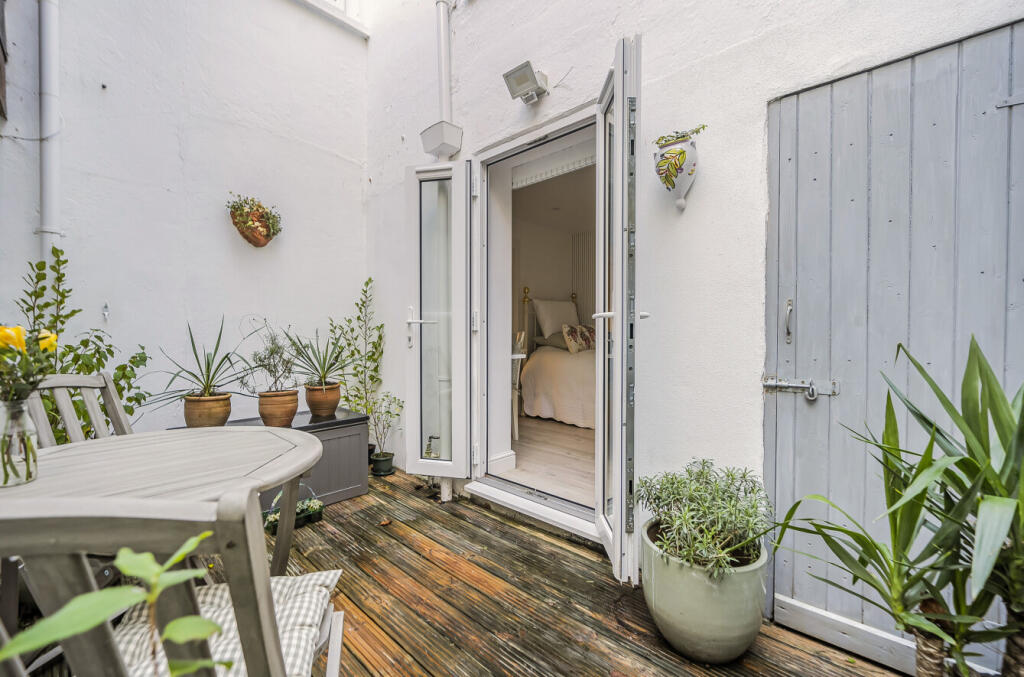 Rear Courtyard