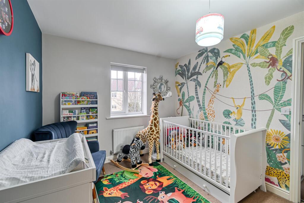 13 Hazledine Way-16.jpg