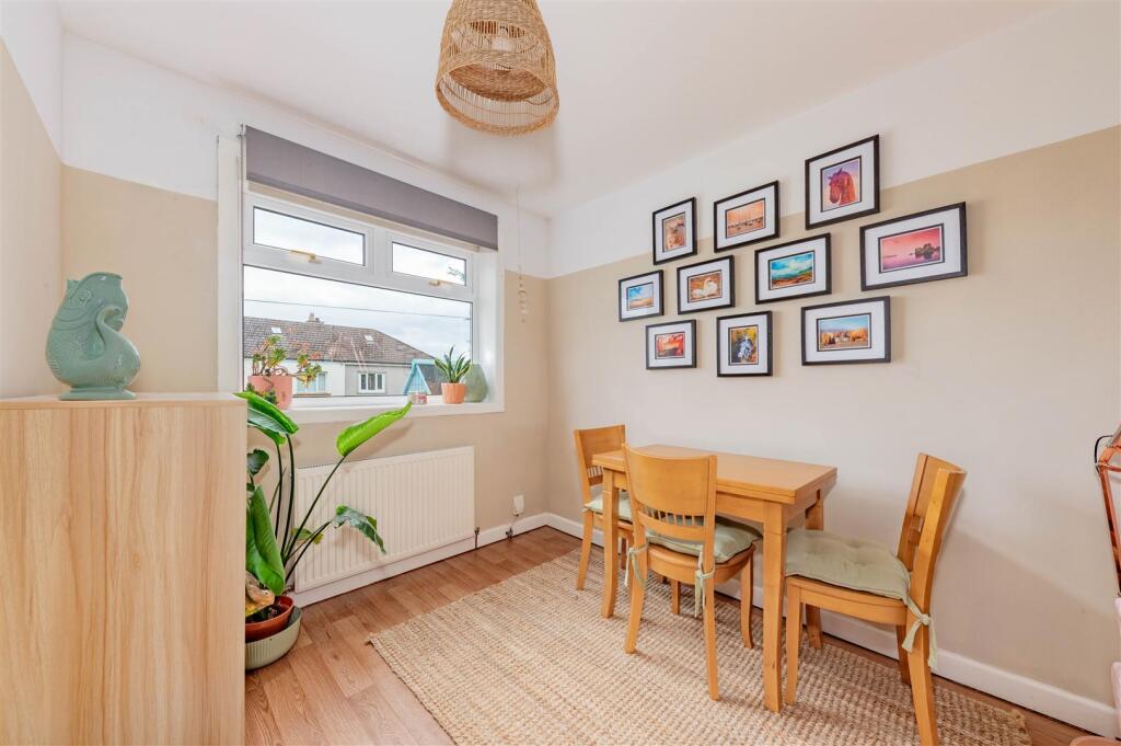 19 St Boswells Terrace Dundee-10.JPG