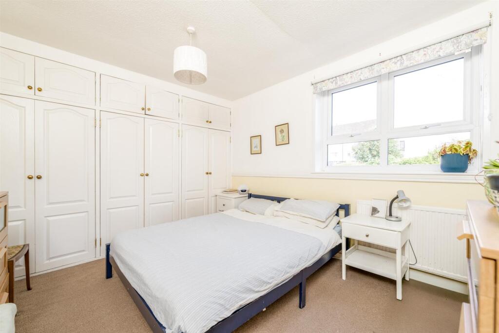 63 Howden_Road-09.jpg