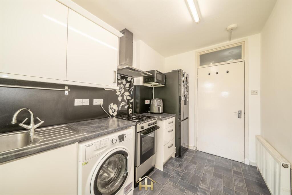 5A Crathie Place DD4 7TW 100625 EDIT (15 of 40).jp