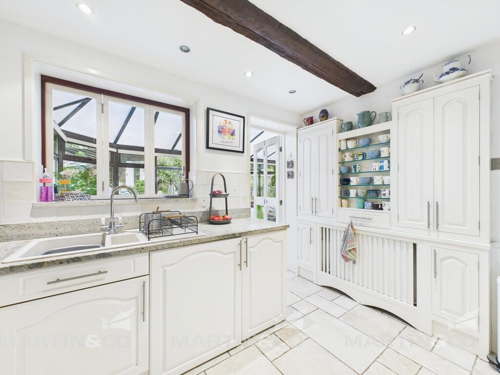 CAM02406G0-PR0443...