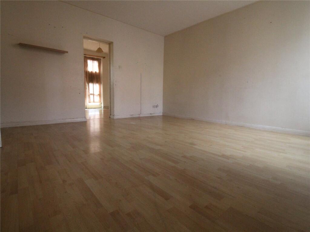 Lounge Reverse