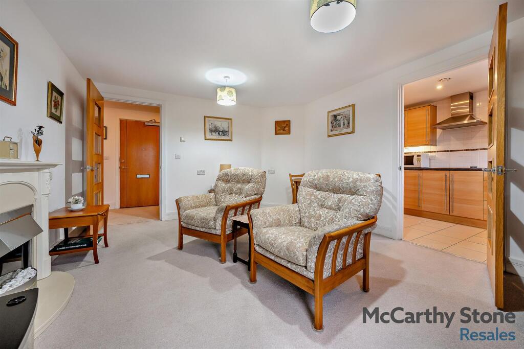 8637672-interior09-800.jpg