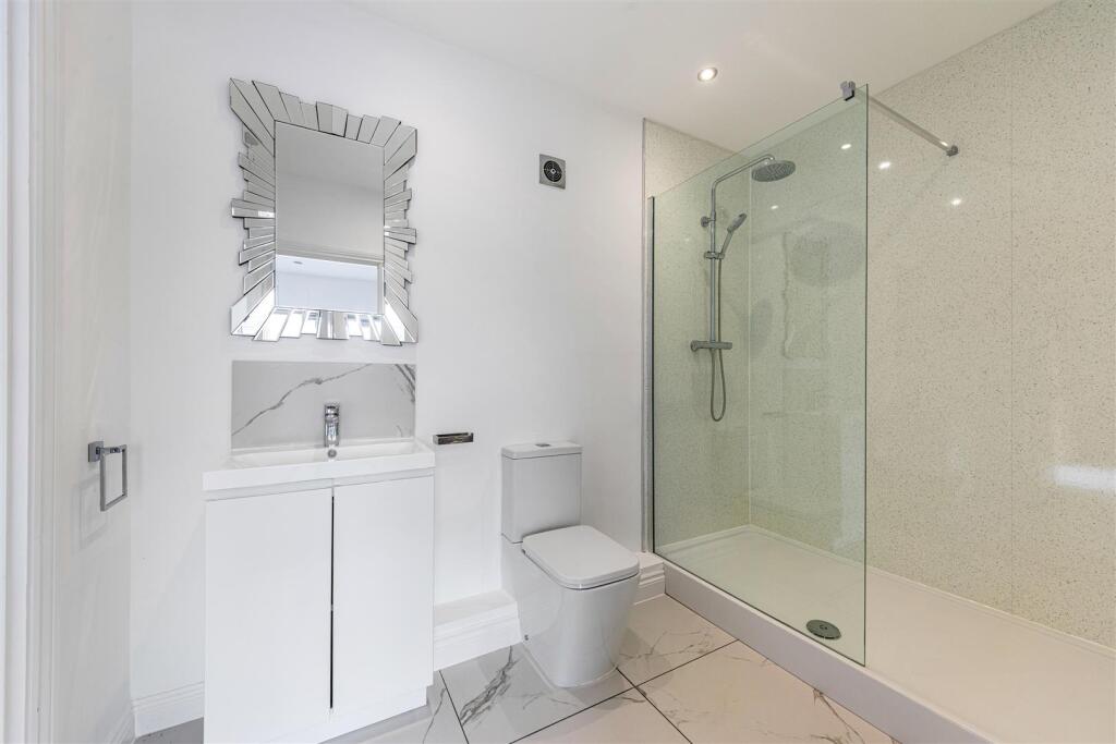 Waverley Court Farm, Monks Walk Farnham, Surrey, G