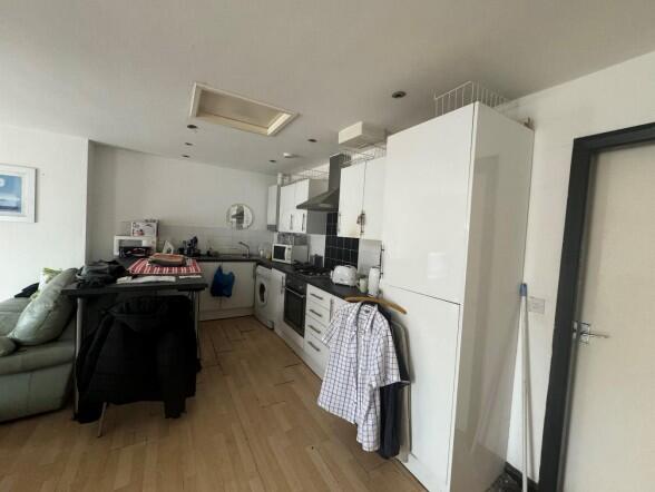 Kitchen T202501171407.jpg