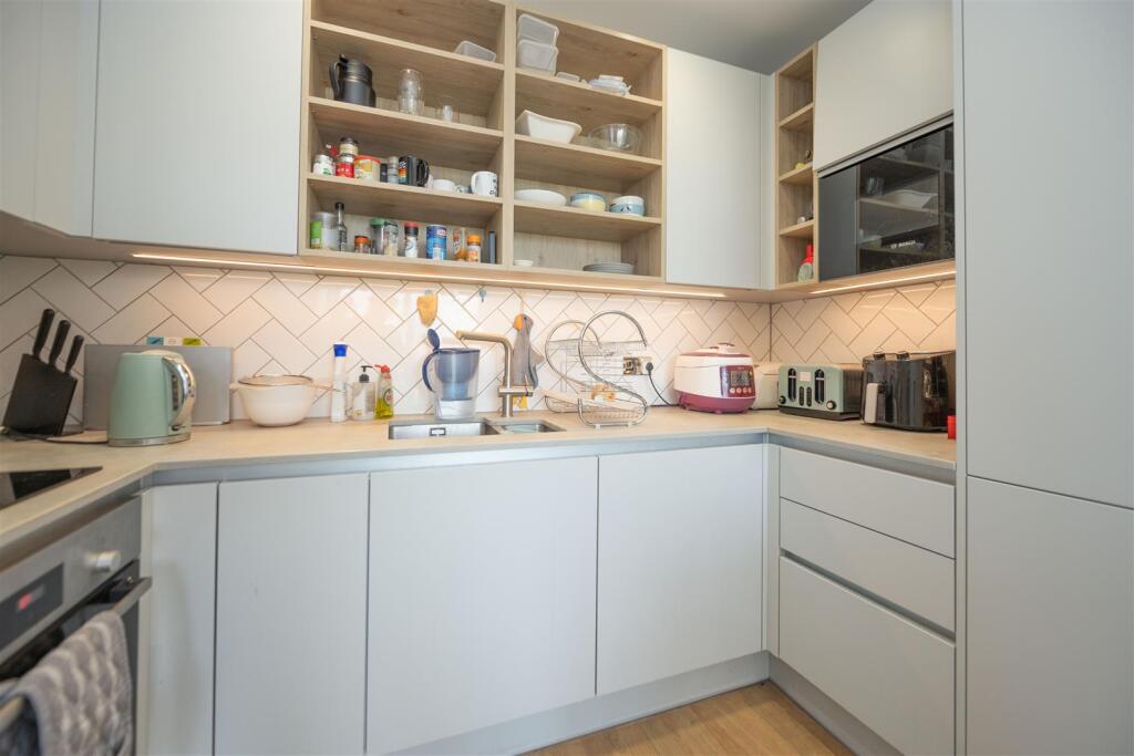 Kitchen           .jpg