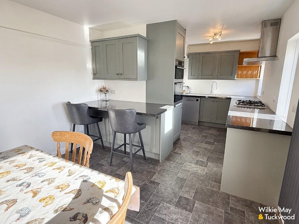 Kitchen diner