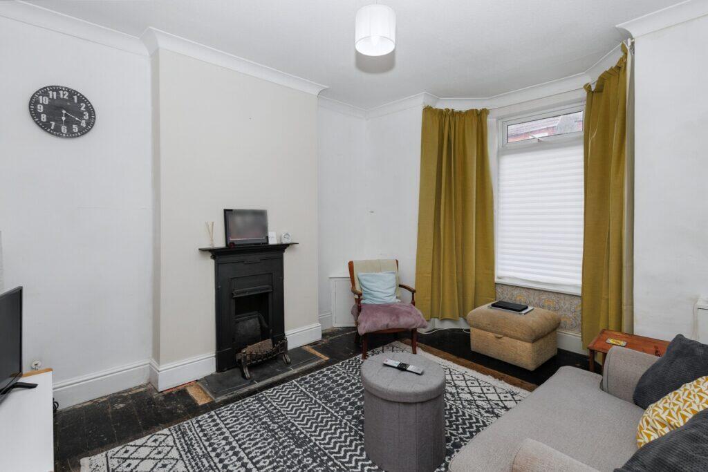 Melton Road - Lounge Overview