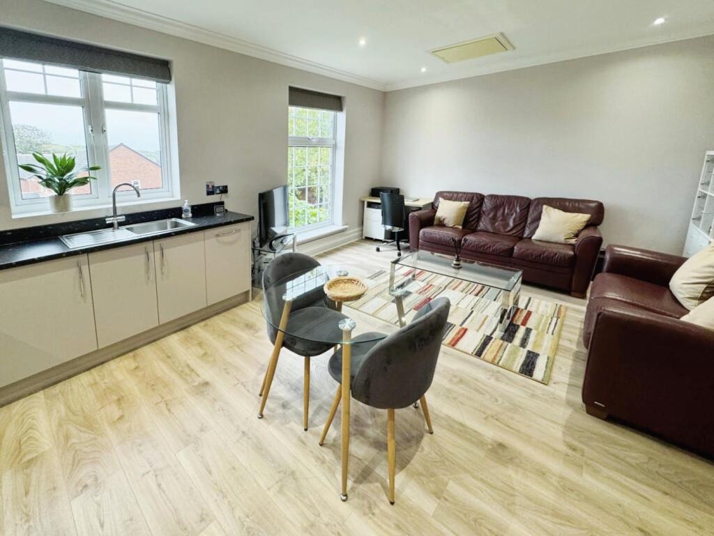 7e28e897-Living 20Kitchen.jpg