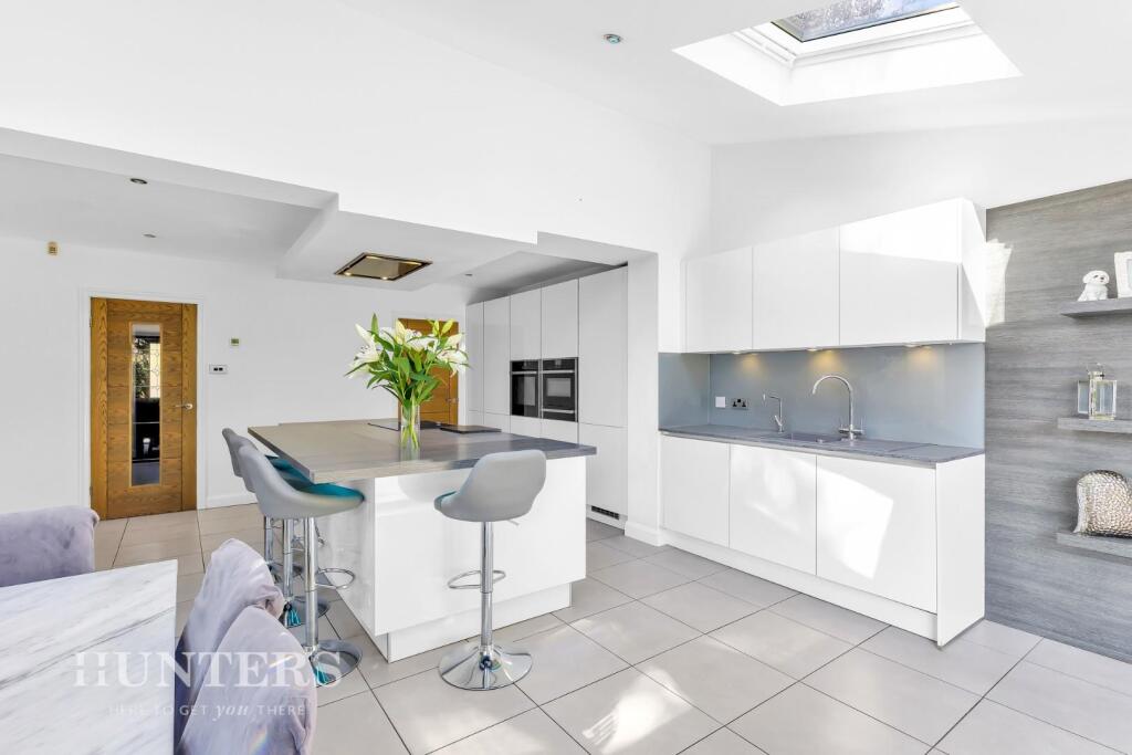 Family Kitchen Diner