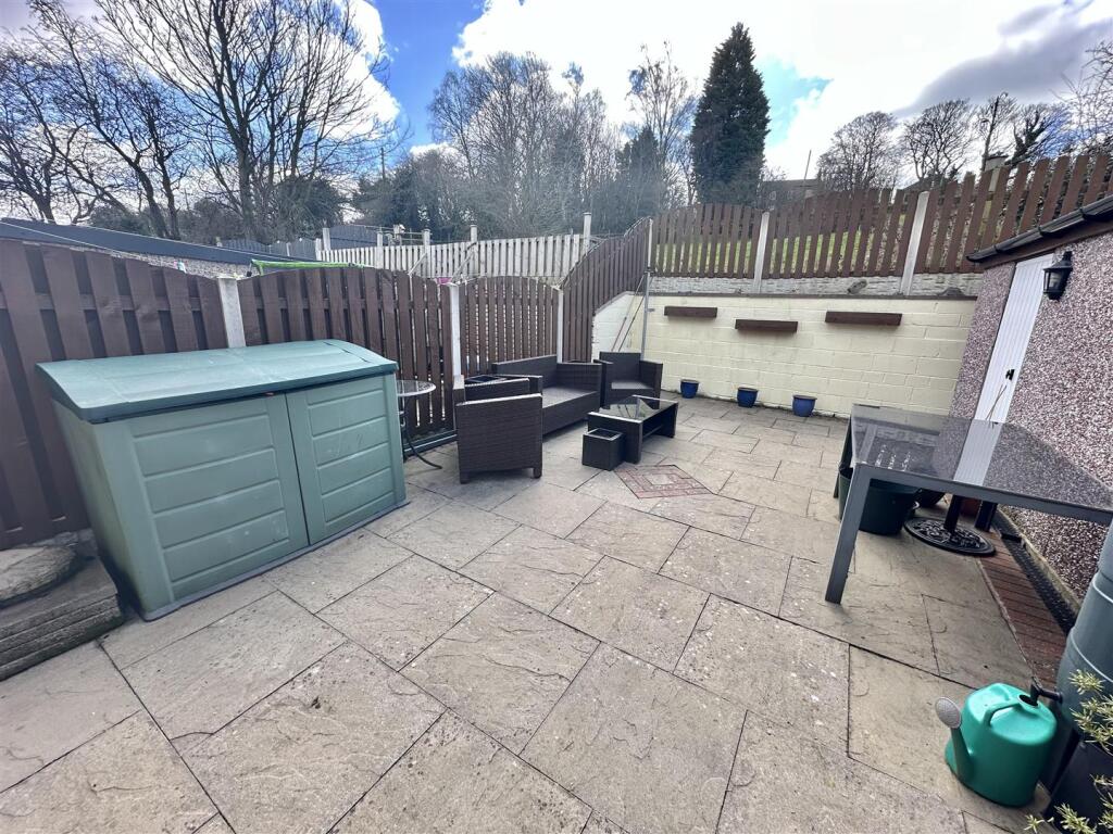 Bramleys Estate Agents - Kings Lea - Liversedge (2