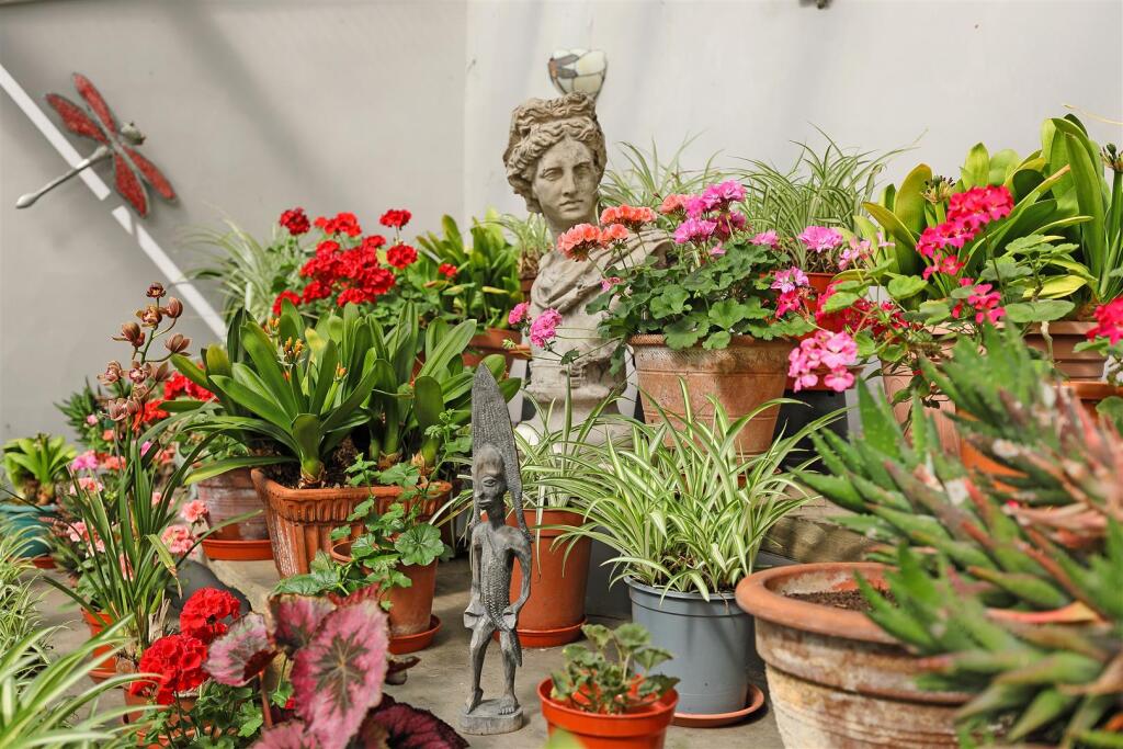 Brockwell House P.48.Photoneg.co.uk.jpg