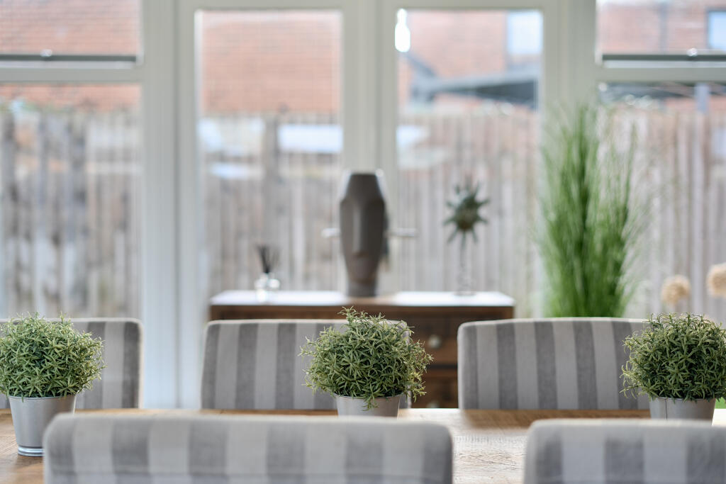 1380581216932cb34d9046