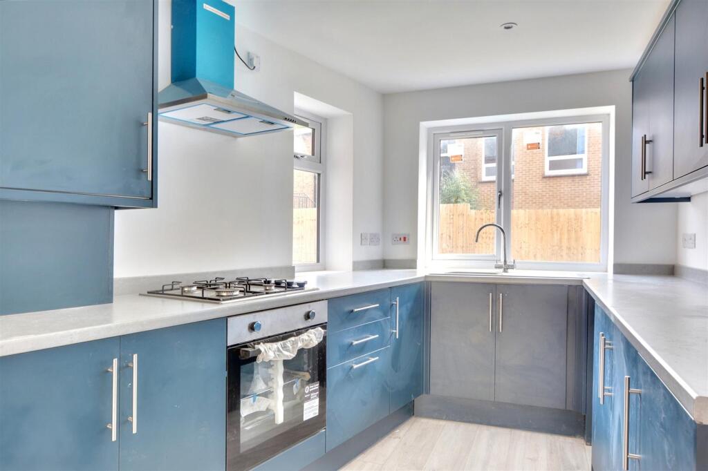 Kitchen_1.jpeg
