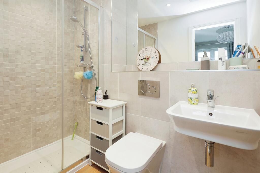 En-suite Bathroom