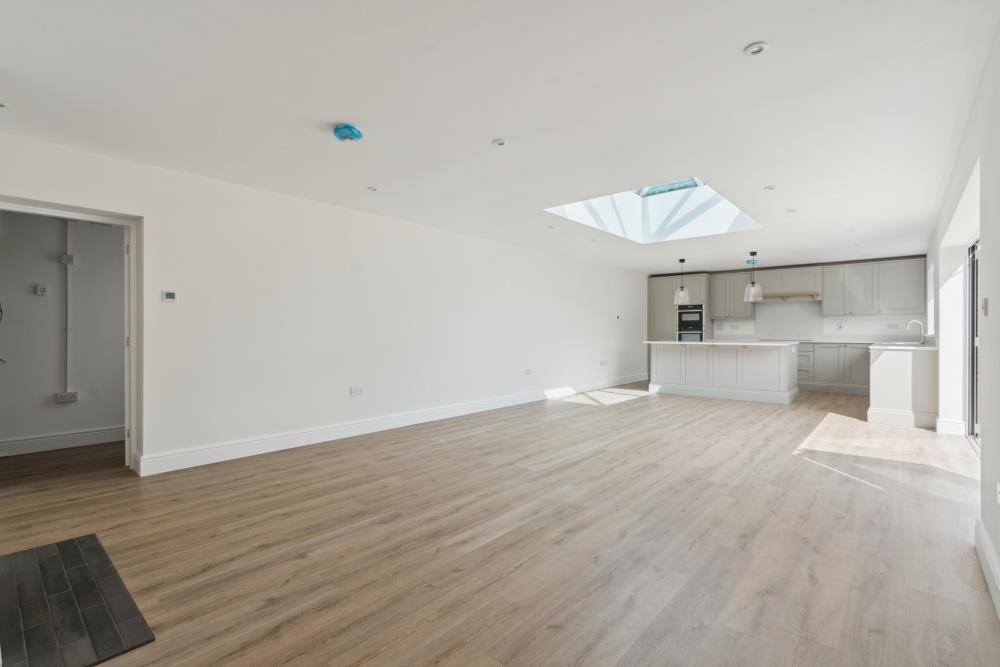 DSC00647 - 800px.jpg