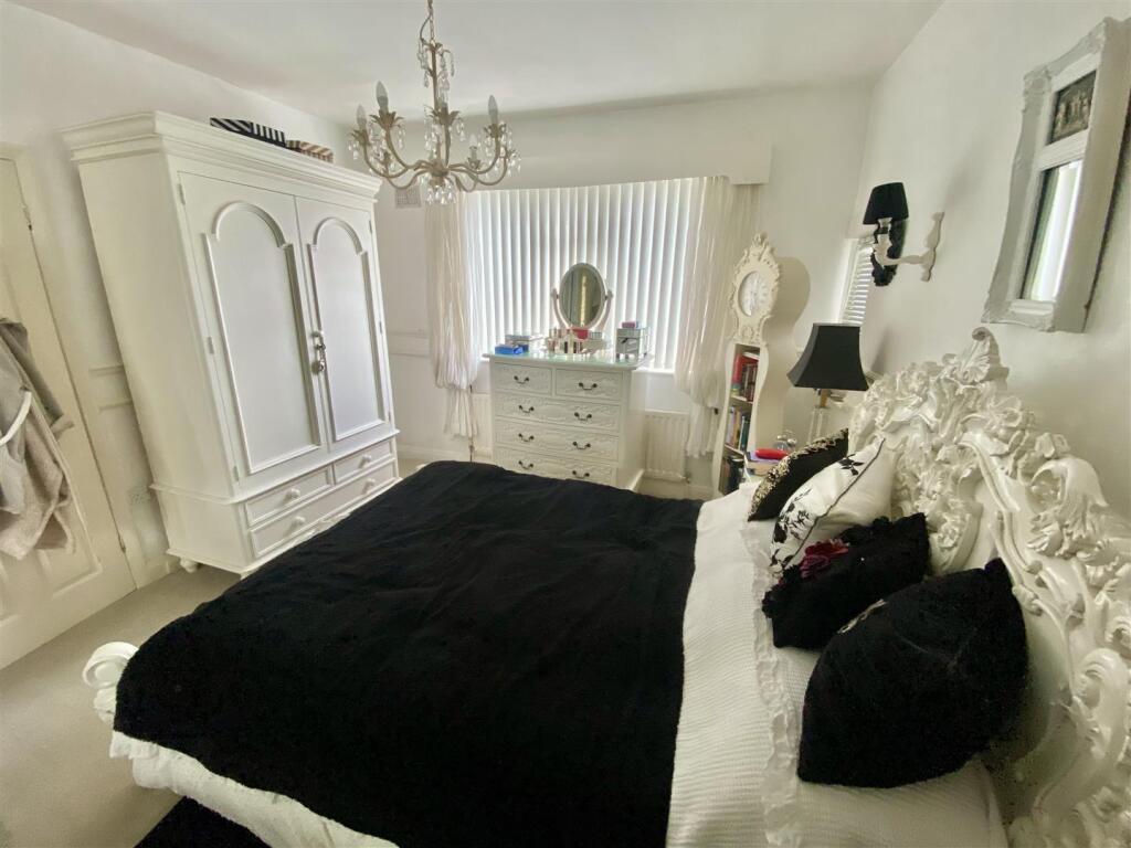 Bramleys Estate Agents - Woodsome Avenue - Mirfiel