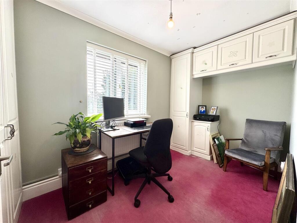 BEDROOM 3