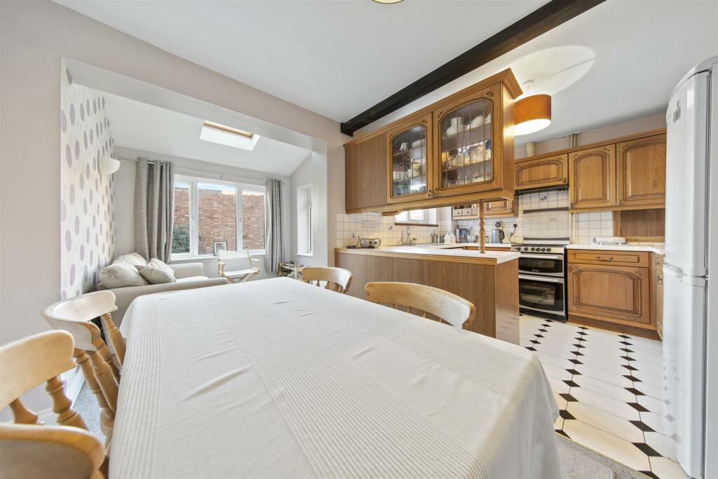 Kitchen/Breakfast/Family Room