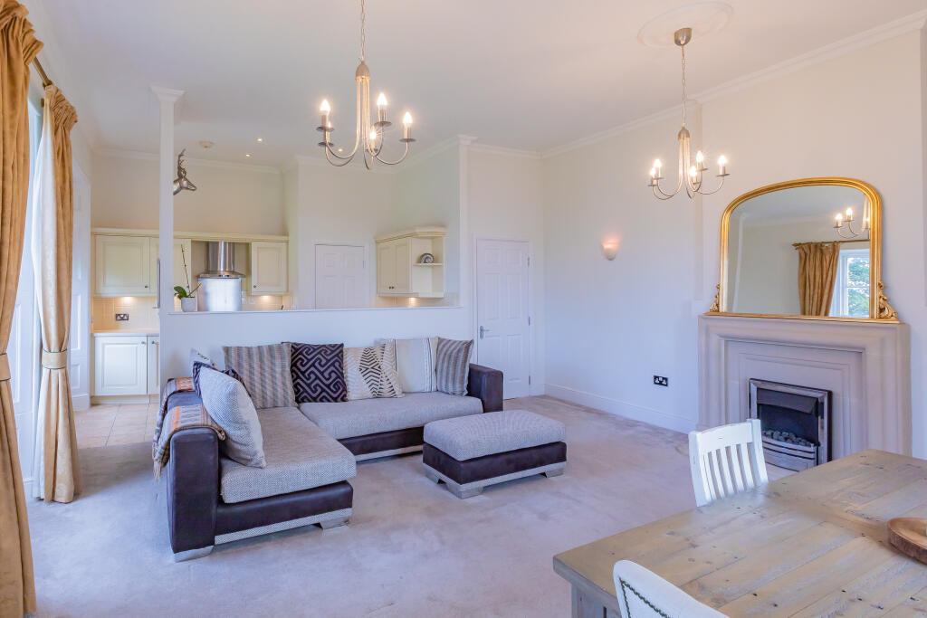 8 Repton Hall -6