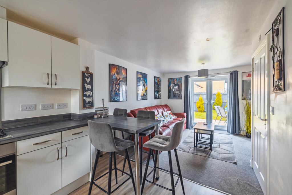 41 Rockling Street-7.jpg