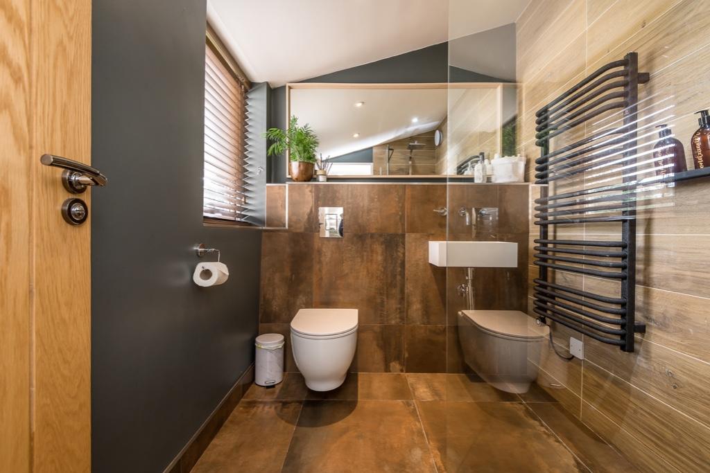Annex Bathroom