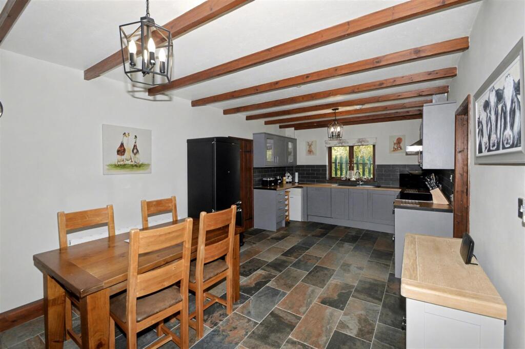 Bramble Barn Kitchen Dining Room