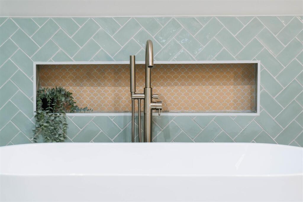 Bathroom-6.jpg