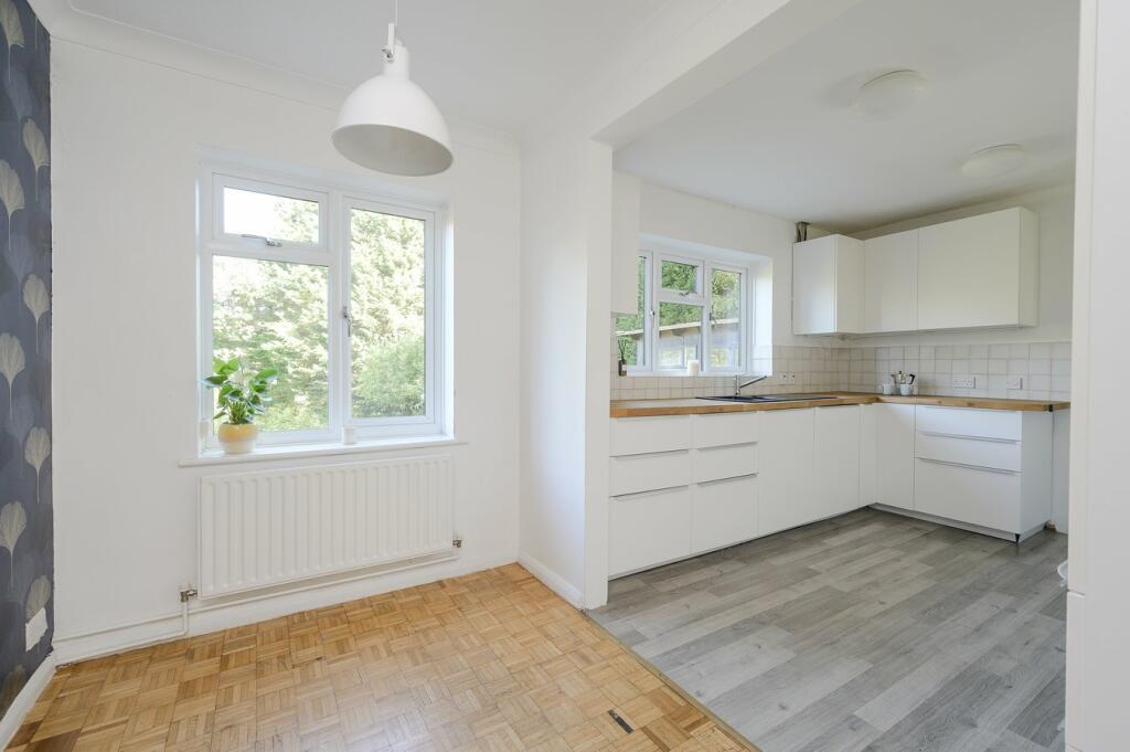 Kitchen/Breakfast Ro