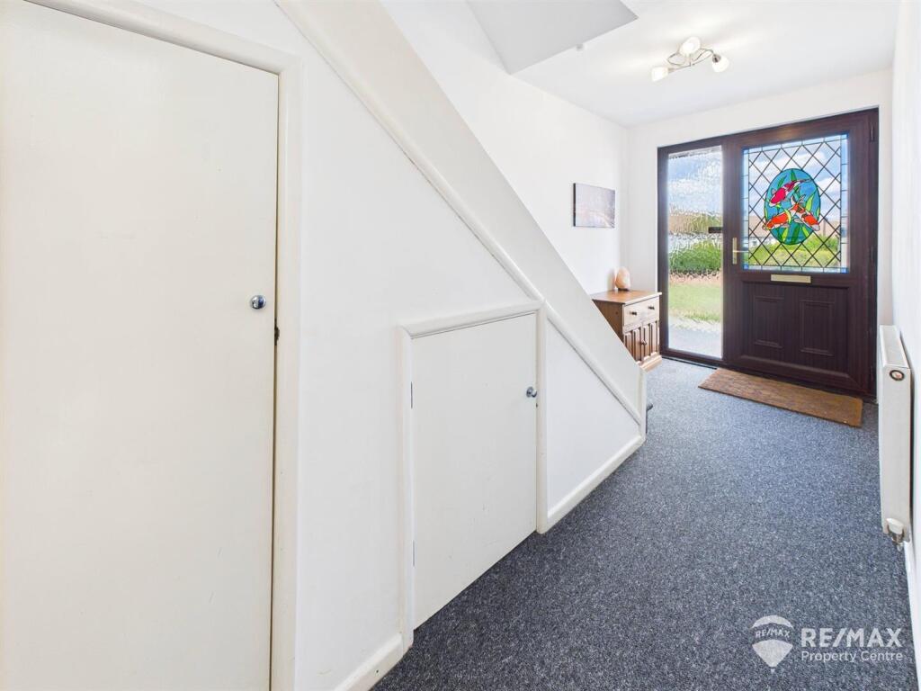 Hallway.jpg