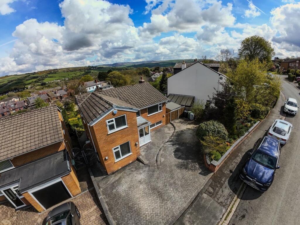 Block Paved Driveway - Aerial View