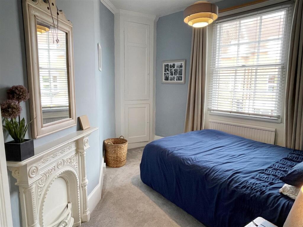 Bed 1.JPG