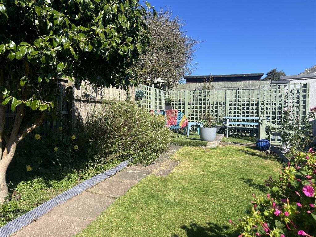Gardens &amp; Garage