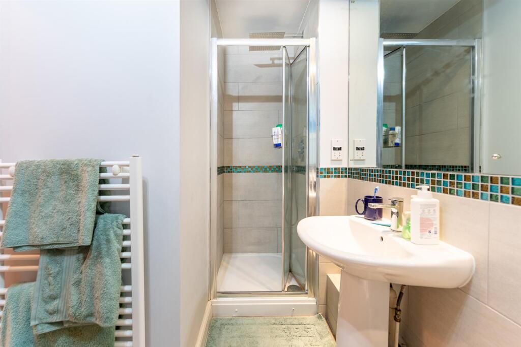 Four-Piece Bathroom
