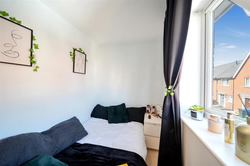 116 Jovian Way-27.jpg