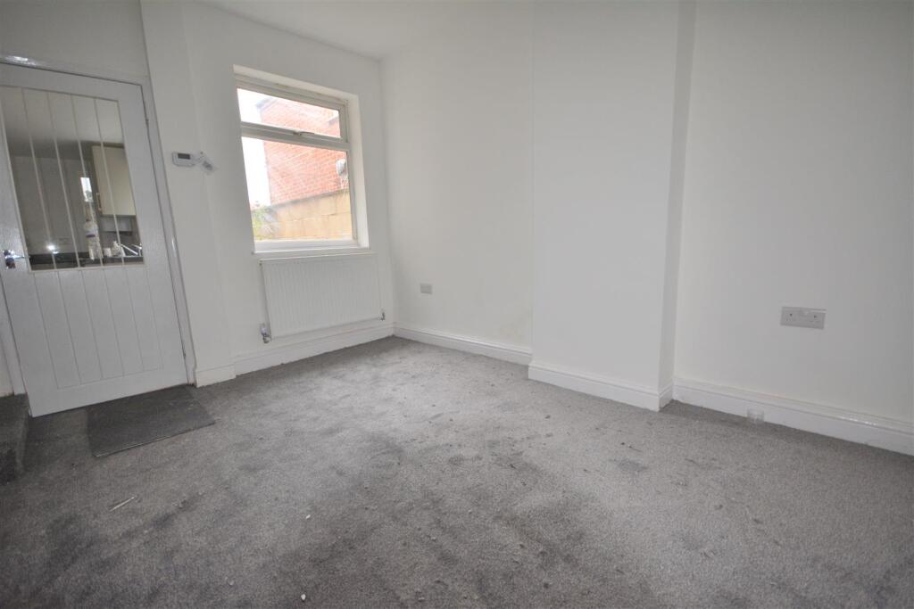 Reception Room .JPG