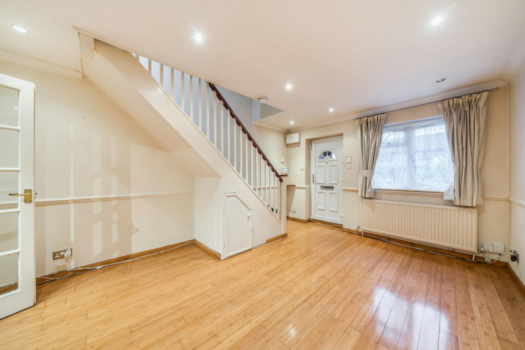 1388553-10-6936f5...