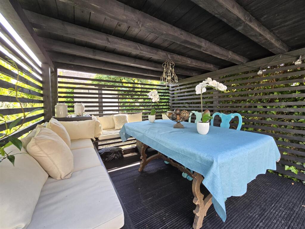 Pergola